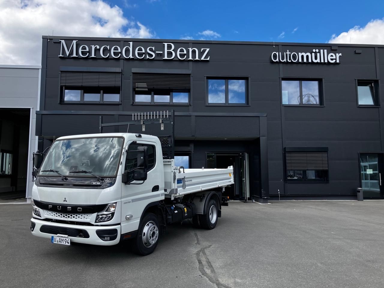 Fahrzeugabbildung FUSO FUSO 7C18 Kipper