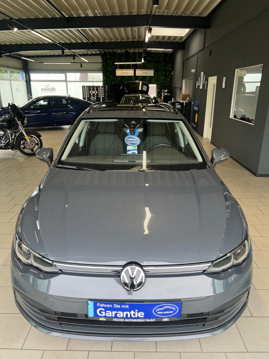 Volkswagen Golf VIII Variant Life