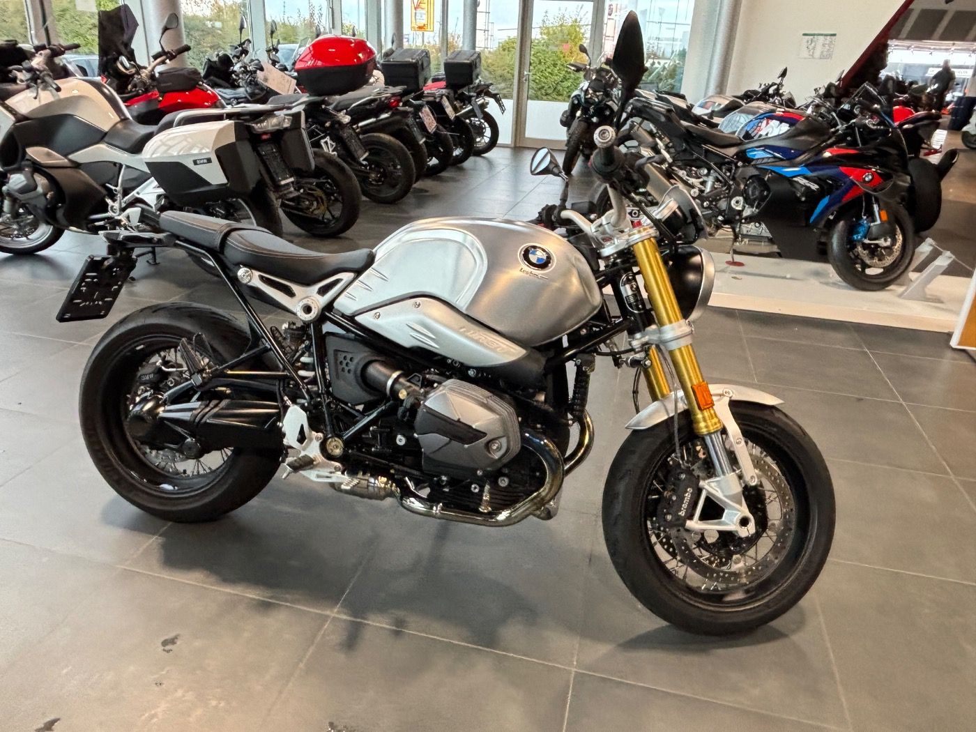 Fahrzeugabbildung BMW R nine T Option 719