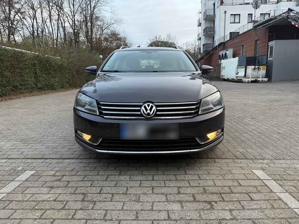 Volkswagen Passat 2011 — vehicle for AFU Ukraine
