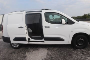 Fotografie des Opel Combo Cargo XL 1.5 D EHZ Edition