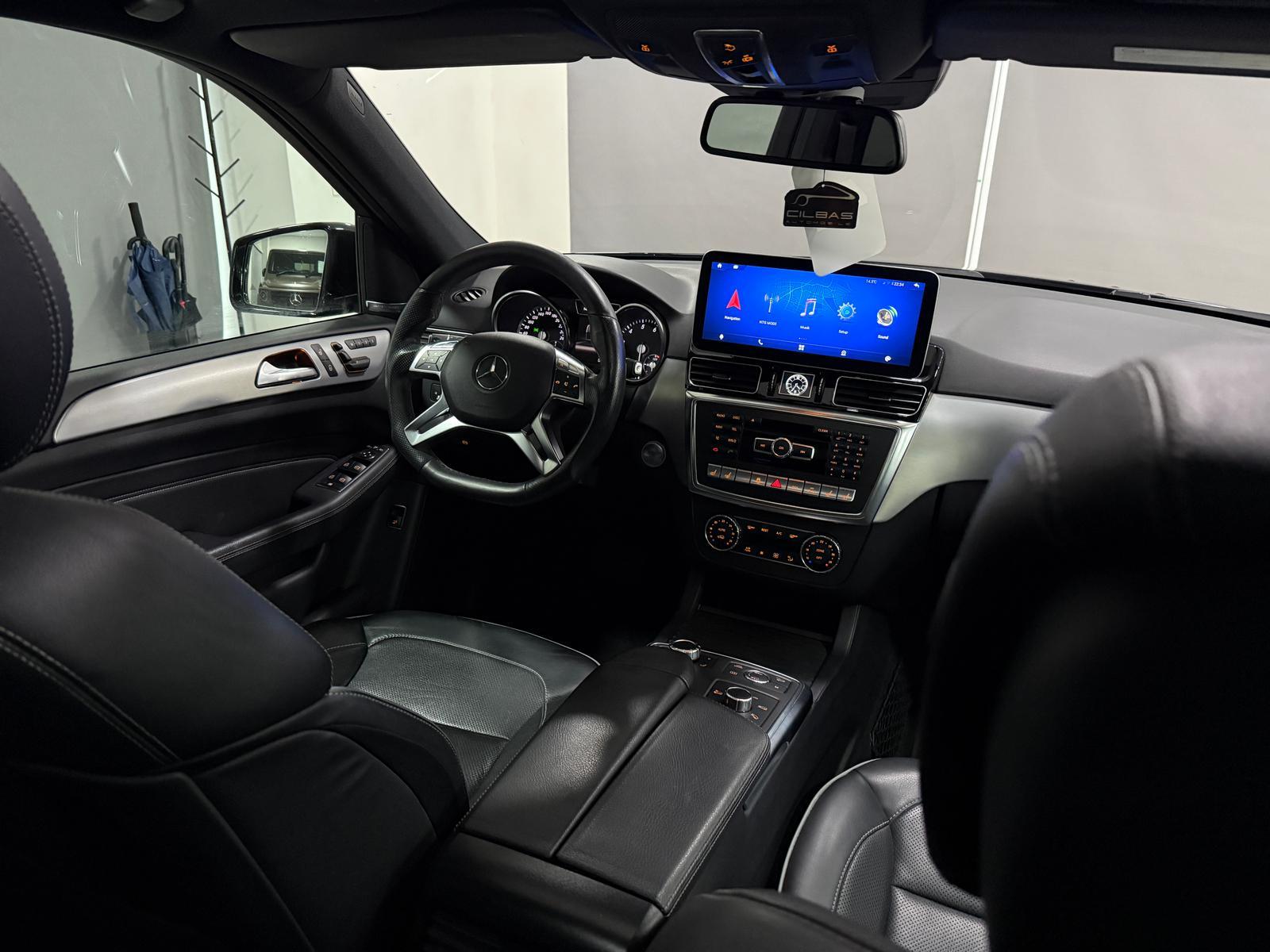 Mercedes-Benz ML 500 BE 4M 7G AMG-LINE*PANO*DISTR*360*AIR.*AHK
