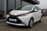 Toyota Aygo AYGO x-play Team D - Toyota Aygo (X) in Augsburg