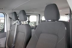 Fahrzeugabbildung Ford E- Transit Custom  L1 TREND 9-Sitze AHK NAVI uvm