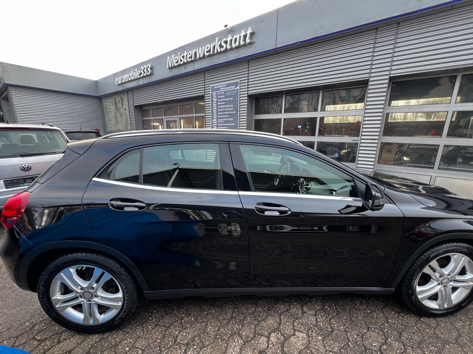 GLA 180 *2.HAND*Navi*Automatik*LED-Scheinw.*PDC*