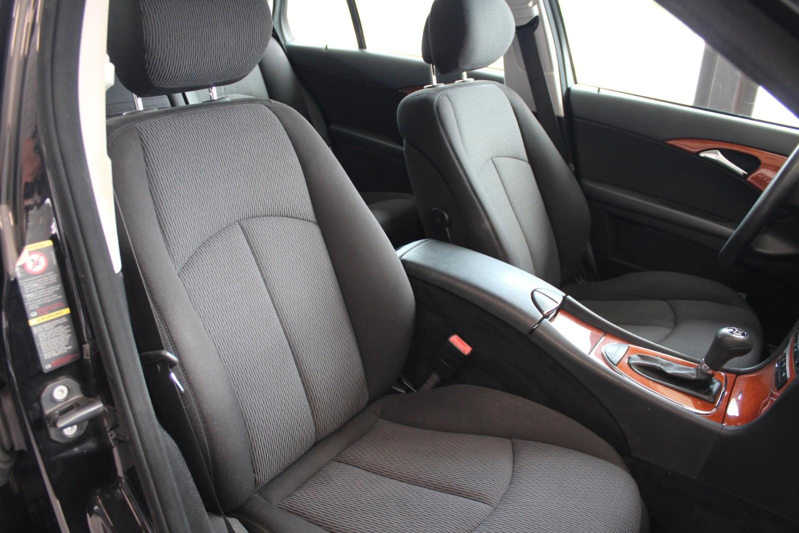 Mercedes-Benz E200 2007 — photo 14