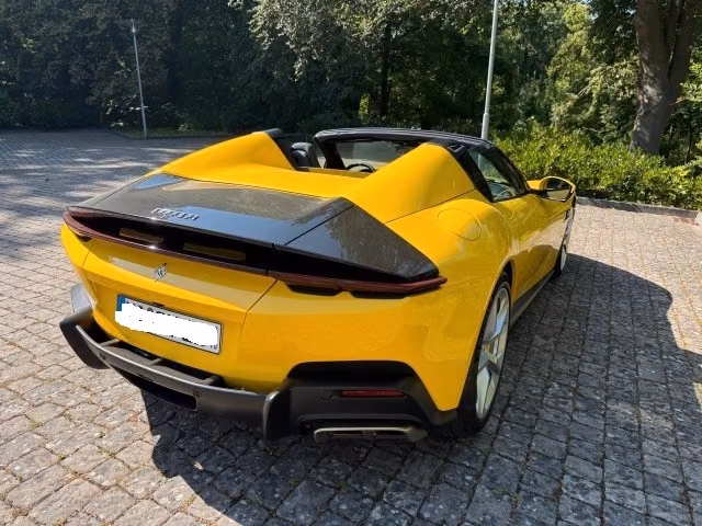 Ferrari 12Cilindri Spider