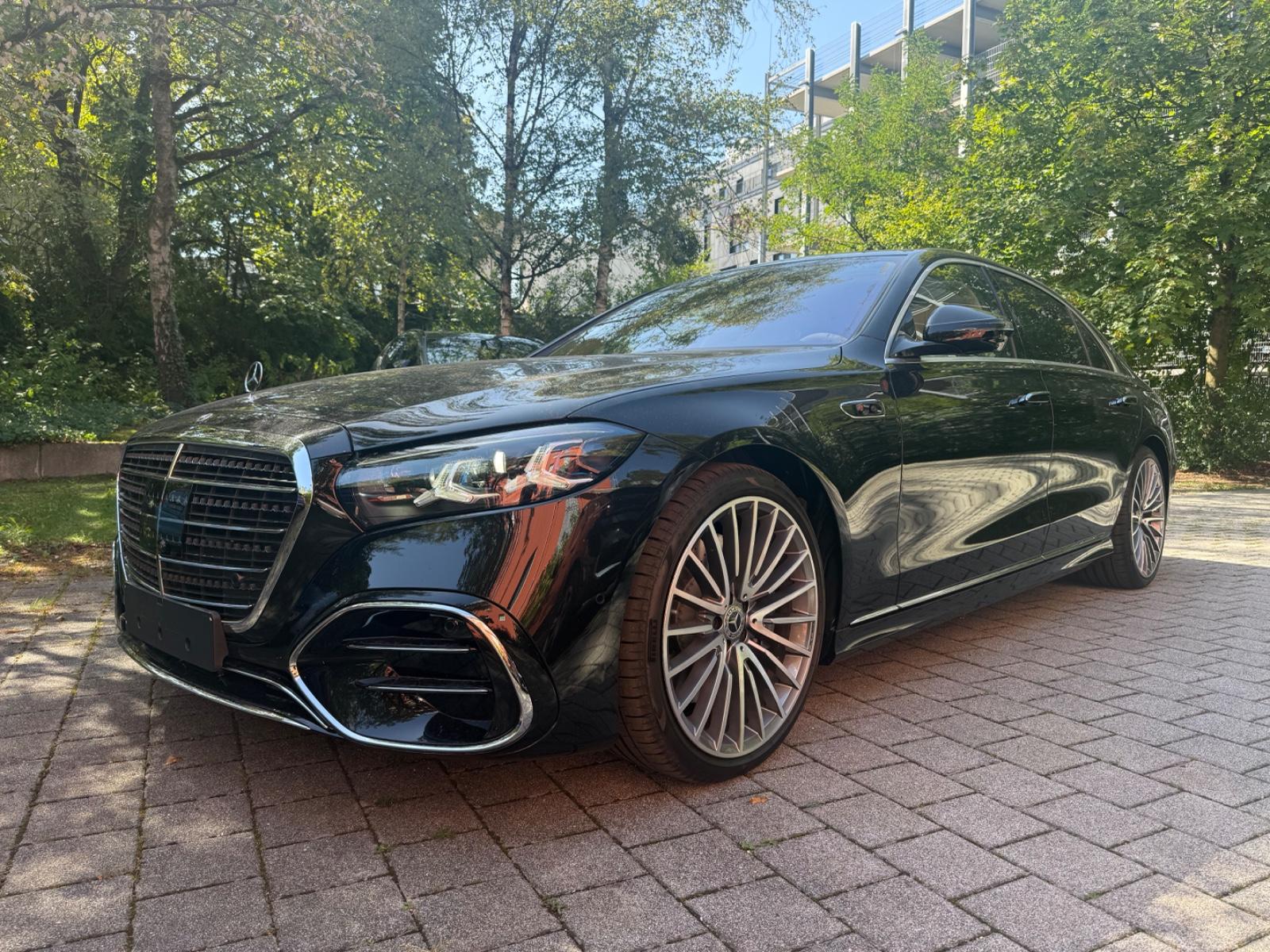 Mercedes-Benz S 580 4MATIC L first class fond - on stock