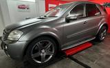 Mercedes-Benz ML 63 AMG 4MATIC AMG - Mercedes-Benz aus 2006: 63 AMG