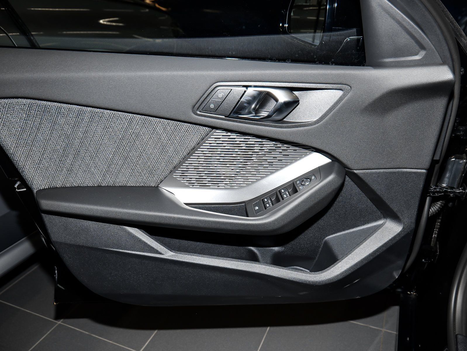 BMW 120 - Bild 11