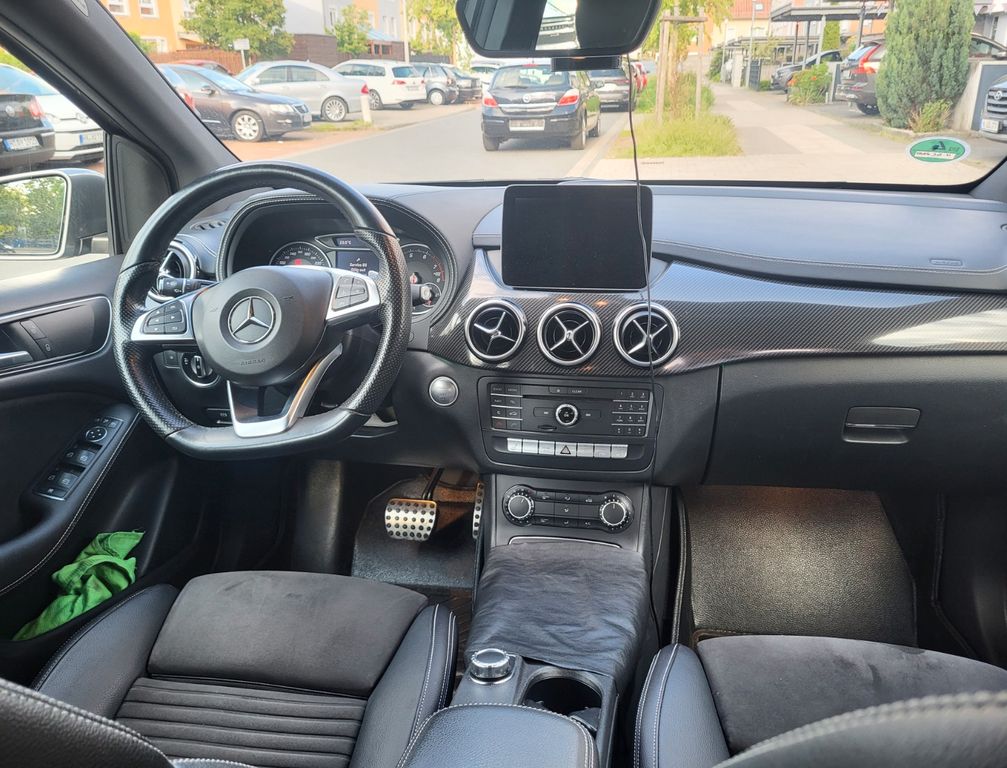 Image of Mercedes-Benz B 180