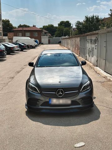 Mercedes-Benz Mercdeses C220