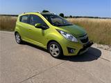 Chevrolet Spark 1.2 LT LT - Chevrolet Spark mit Benzin-Antrieb: Limousine, 1.2