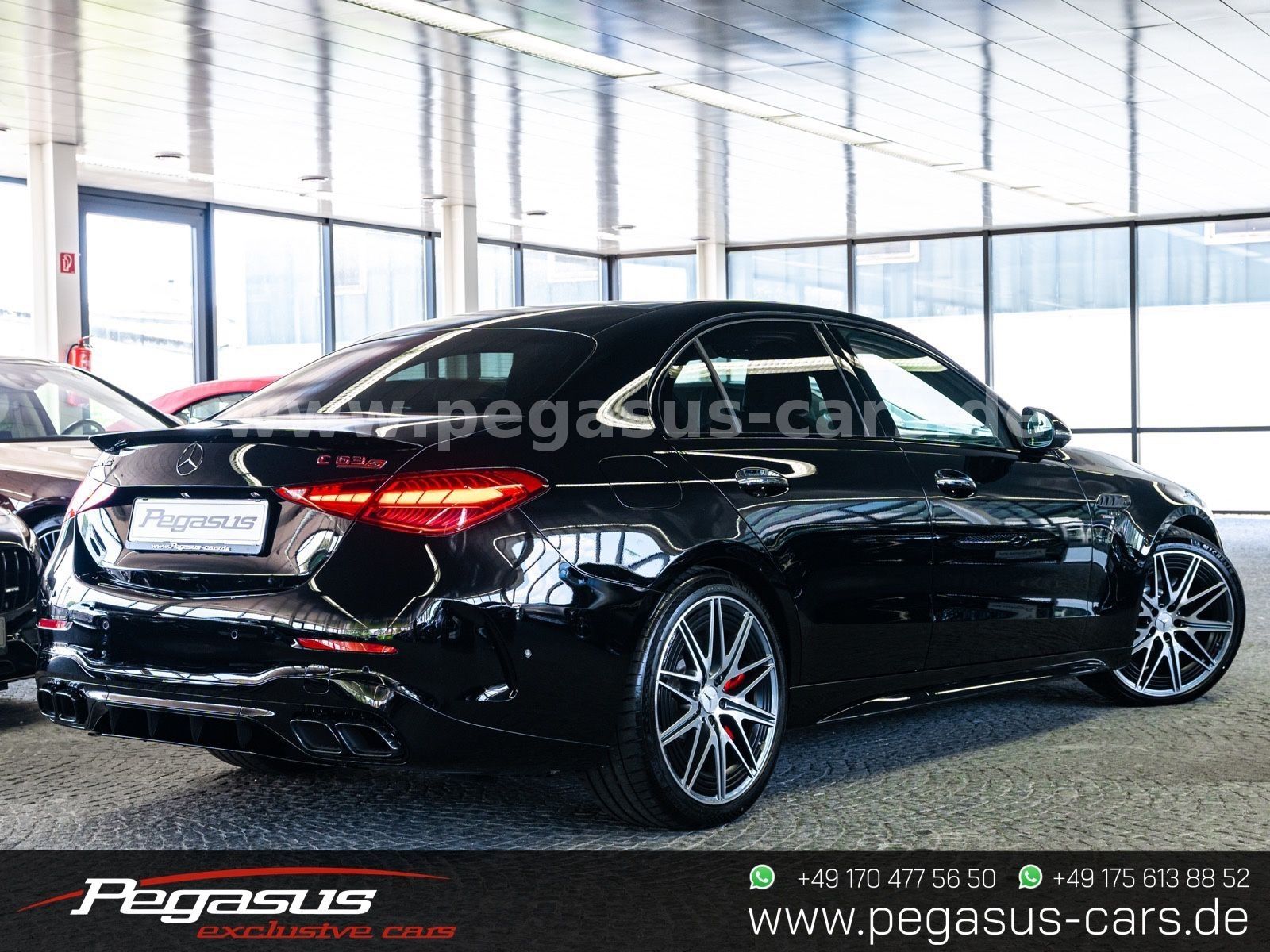 MERCEDES-BENZ C 63 AMG - 3