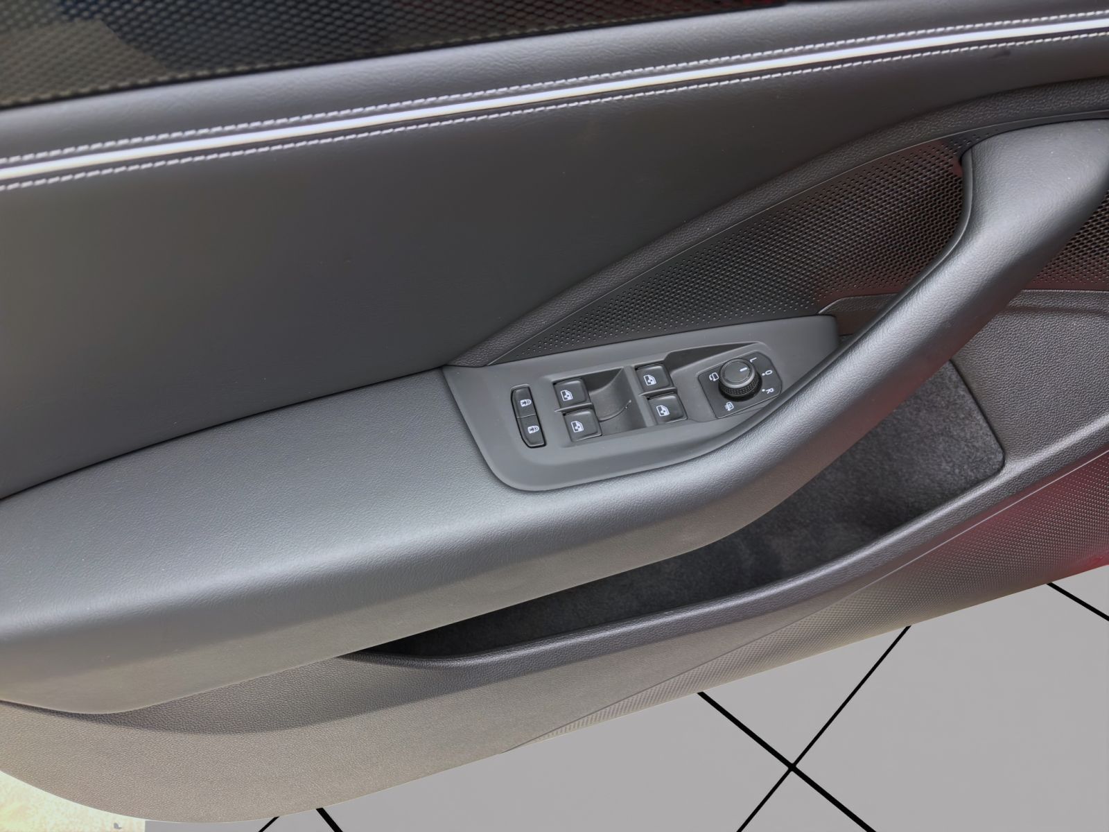 Volkswagen Passat Variant - Bild 10