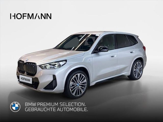 BMW iX1 xDrive30 M Sportpaket AHK+20"+Premium