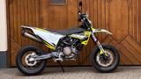 Husqvarna 701 SM Supermoto  - HUSQVARNA SM