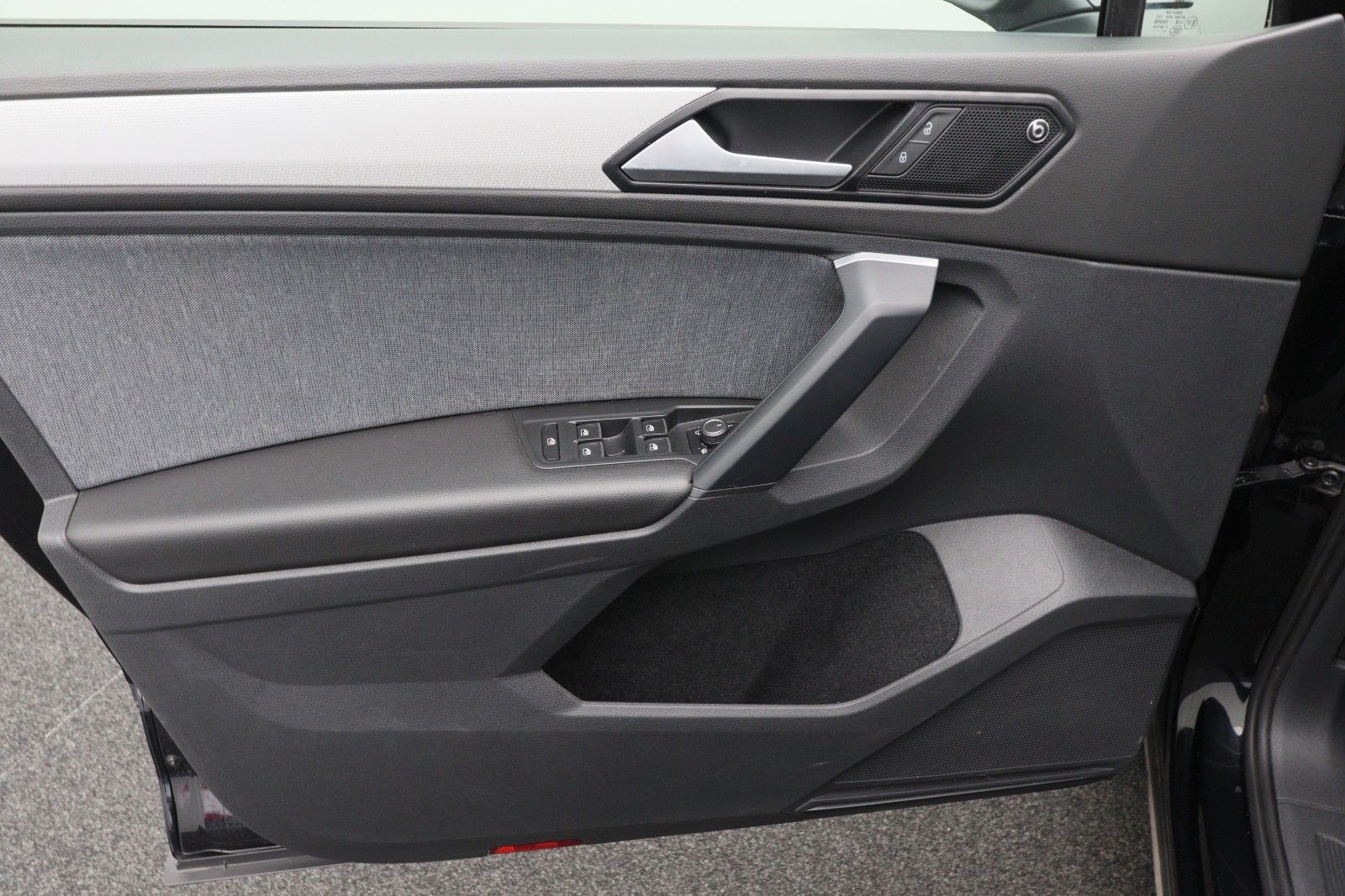 Fahrzeugabbildung SEAT Tarraco 4Drive ACC AHK Navi Kamera7Sitze