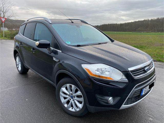 Ford Kuga 2,0 TDCi 2x4 Titanium Titanium