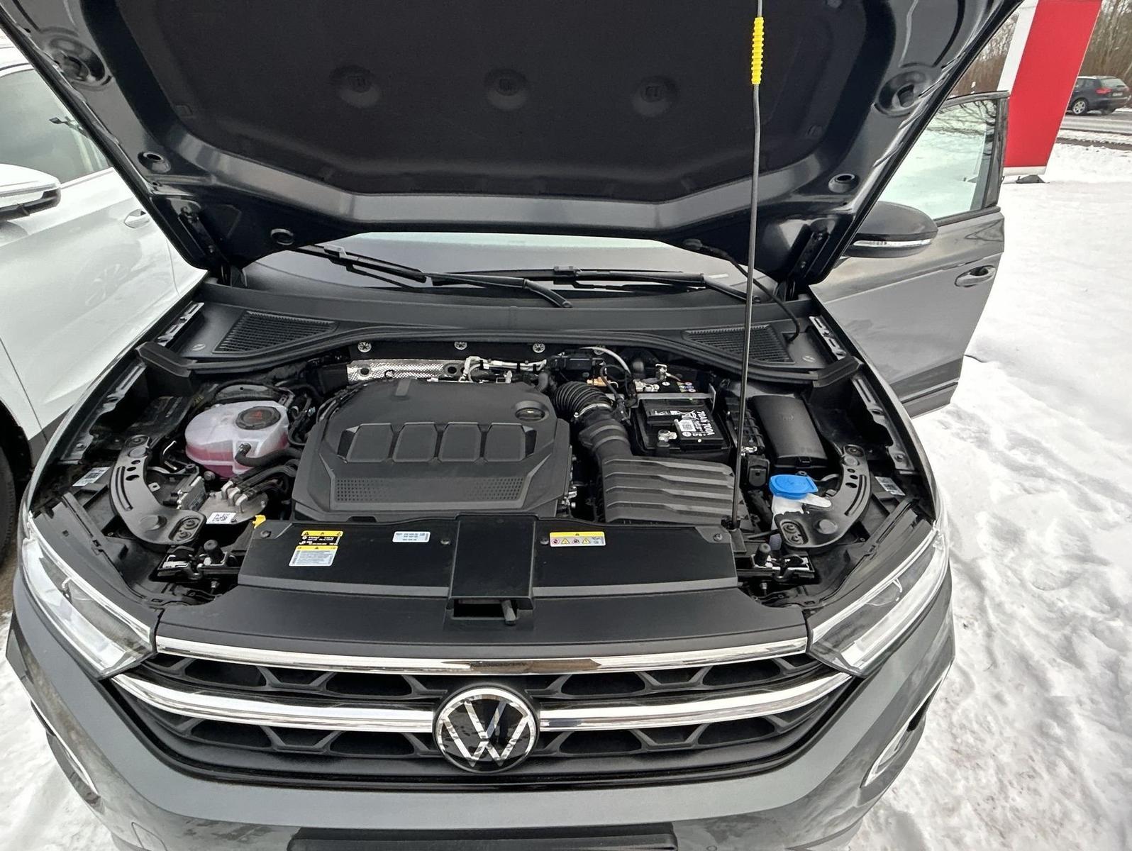 Volkswagen T-Roc 2.0 TDI DSG Style BlackStyle IQ.DRIVE AHK