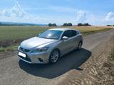 Lexus CT 200h Luxury Line - Lexus CT 200h mit Hybrid-Antrieb