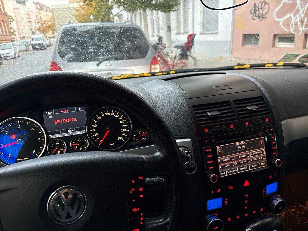 Volkswagen Touareg 2008 — photo 15