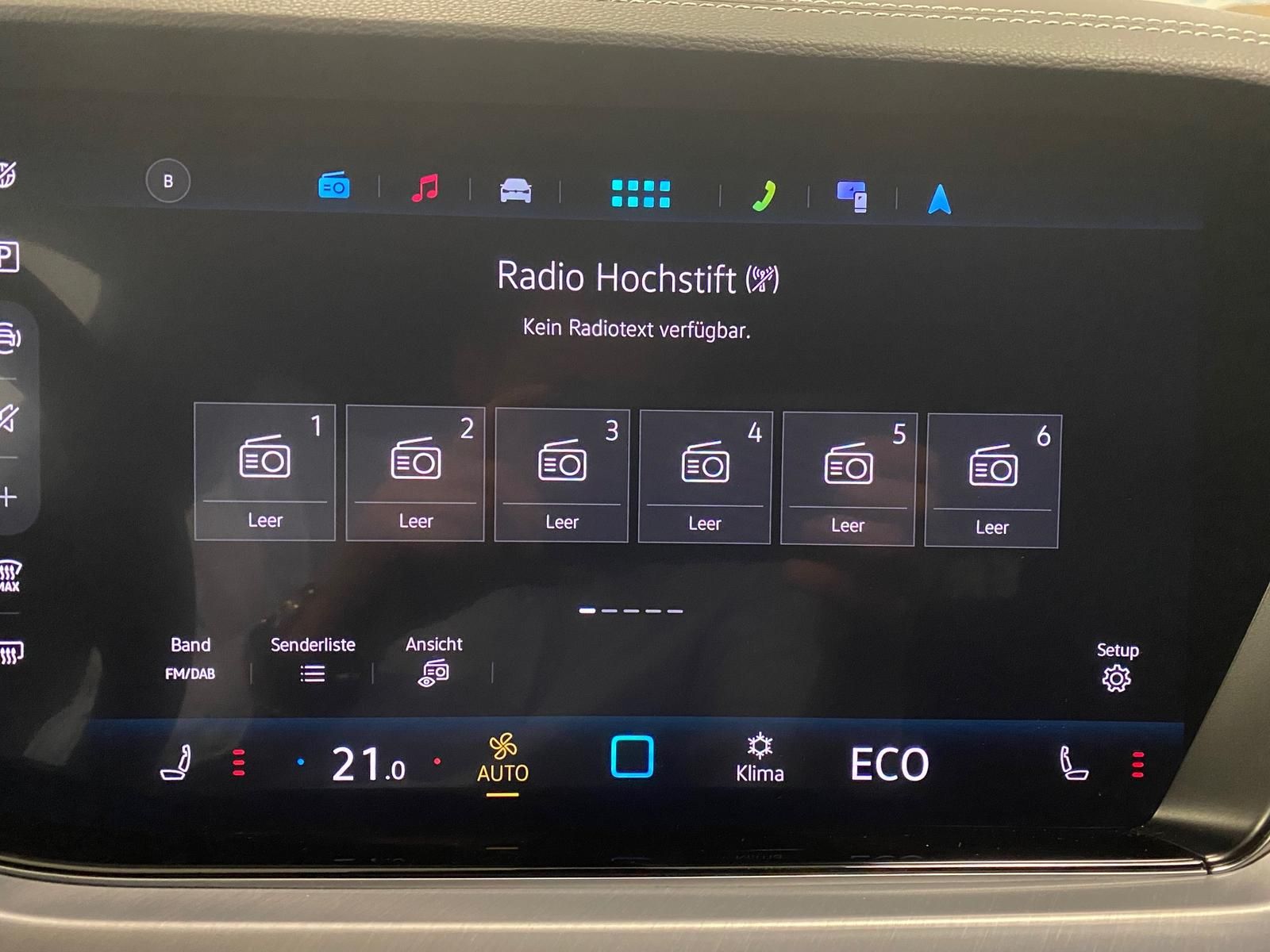 Fahrzeugabbildung Volkswagen Touareg 3.0 V6 TDI 4Motion Elegance+AHK