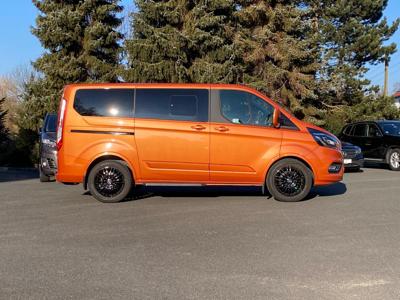Ford Tourneo Custom Titanium X 8-Sitze Vollausstattun