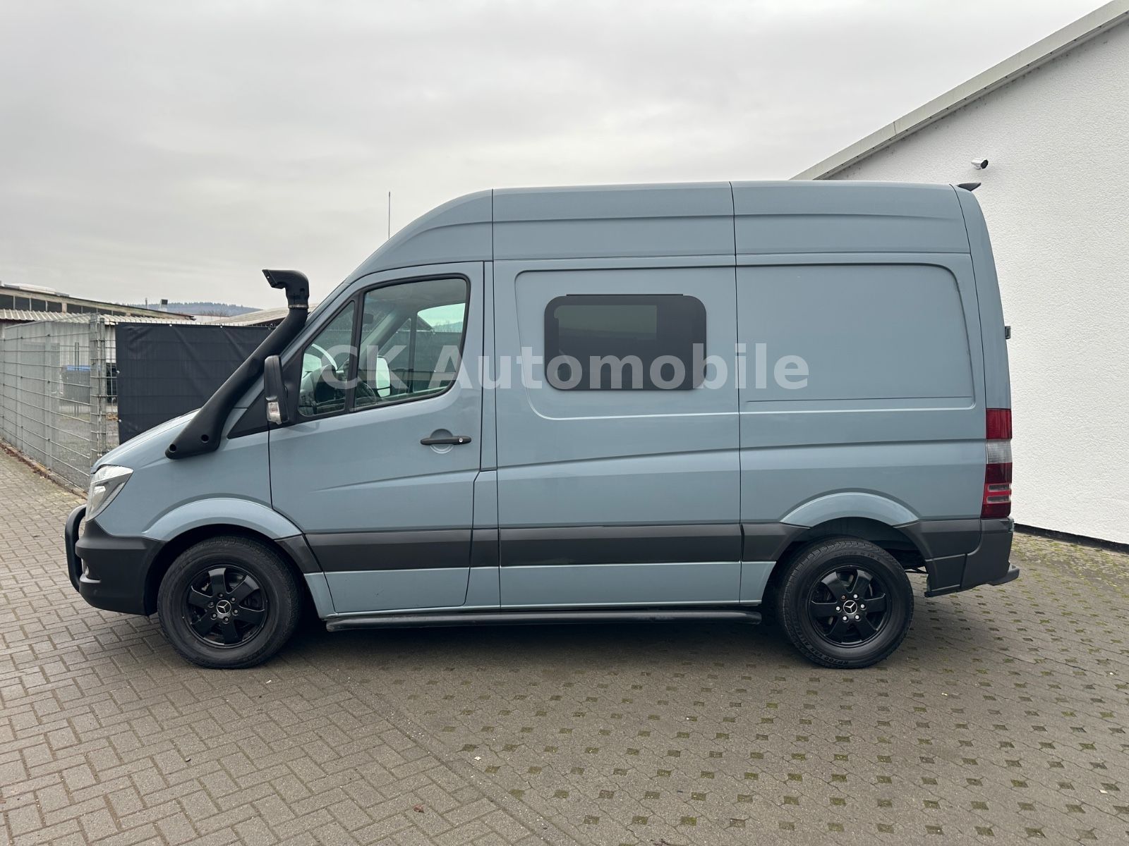 Fahrzeugabbildung Mercedes-Benz Sprinter II Kasten 316 CDI Autom./Navi/Bi-Xenon