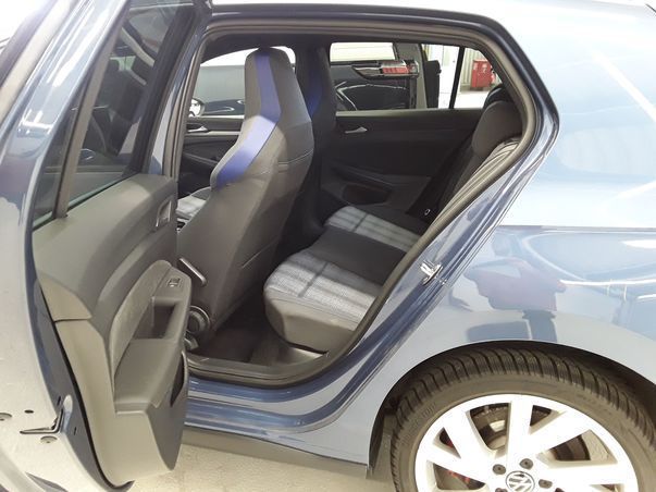 Volkswagen Golf - Bild 7