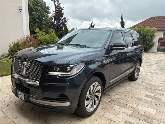 Image of Lincoln Navigator