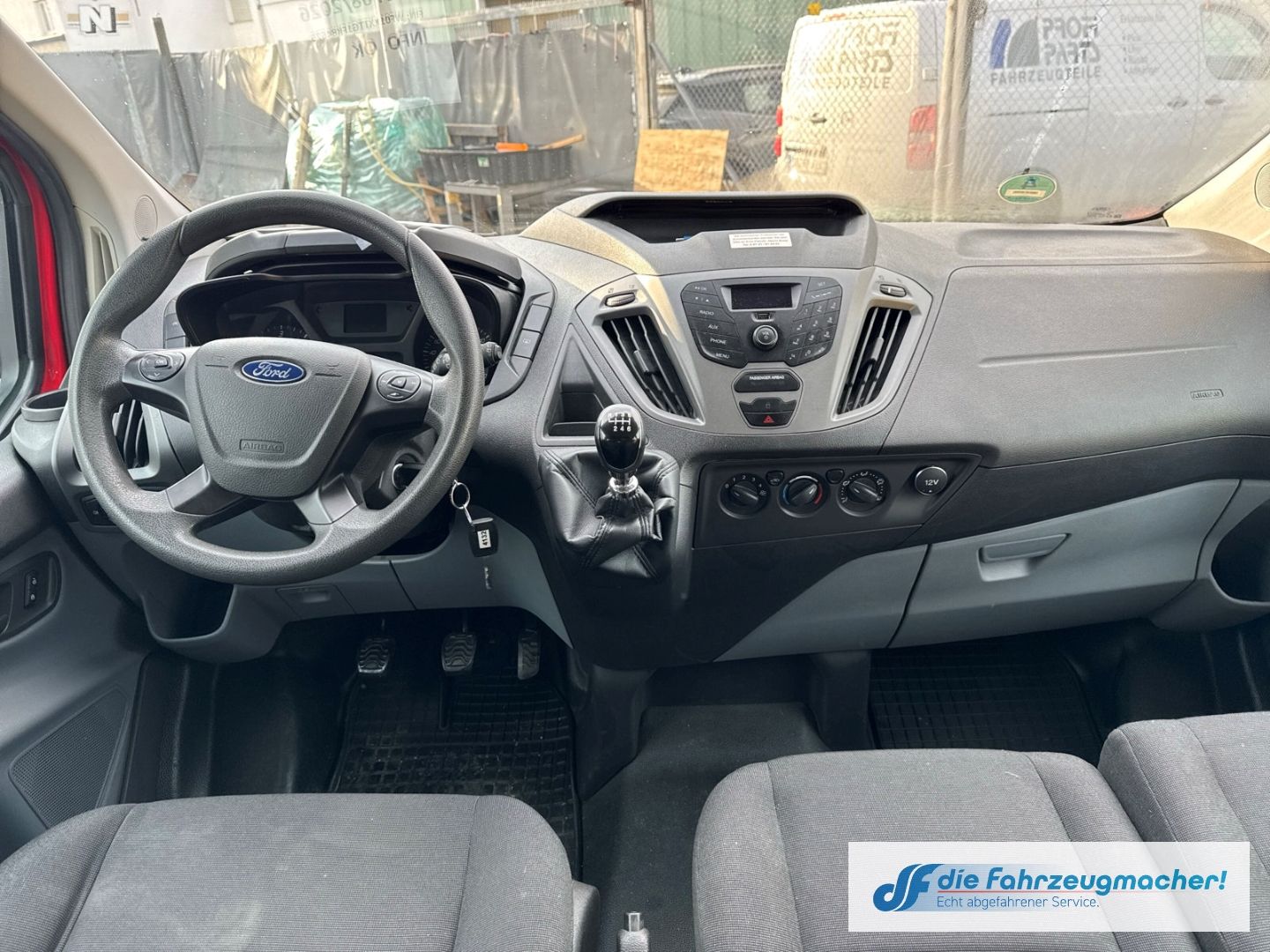 Fahrzeugabbildung Ford Transit Custom Tourneo 300 L1 *4132