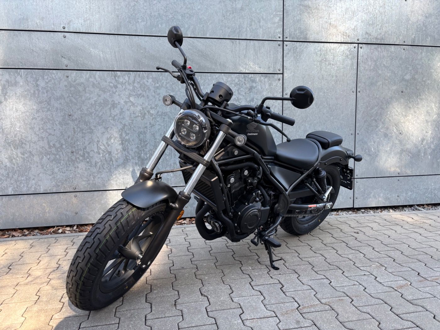 Fahrzeugabbildung Honda CMX 500 Rebel 2025 auch Special