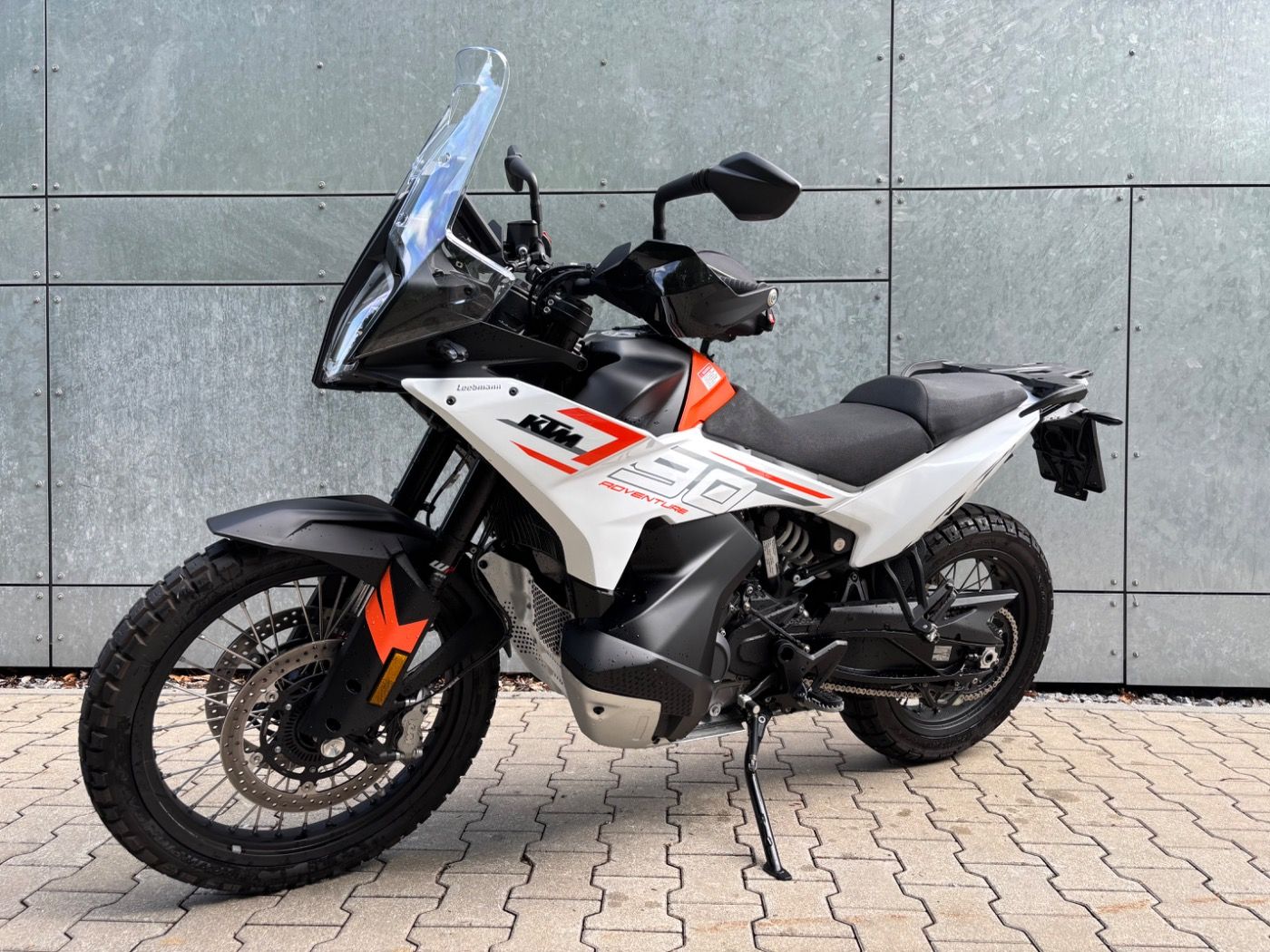 Fahrzeugabbildung KTM 790 Adventure 2024
