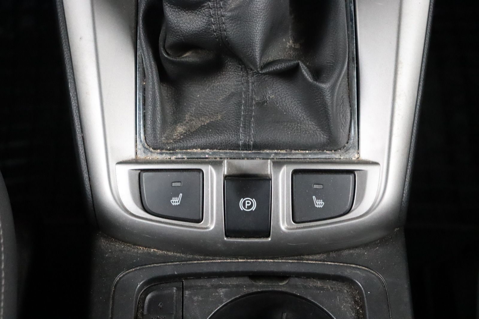 Fahrzeugabbildung Chevrolet Captiva 2.2 LTZ 4WD 7-Sitzer * Leder * AHK