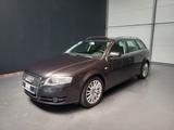 Audi A4 1.8 T S-Line *Tempomat| Klima| AHK* - Audi A4 aus 2006: Line
