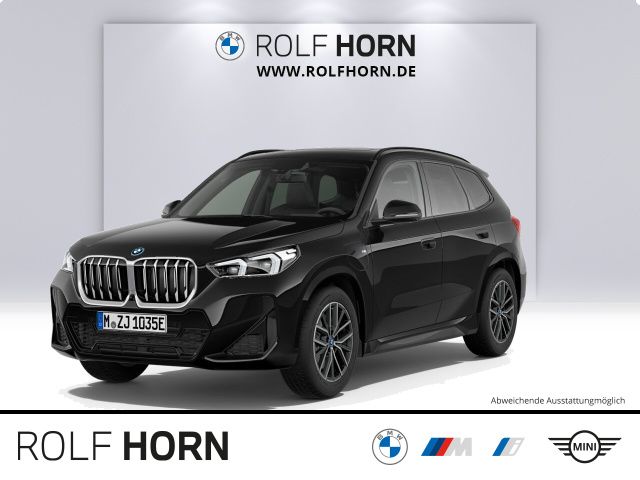 BMW X1 xDrive30e M SPORT AHK HUD SHZ PANO 360 KAM