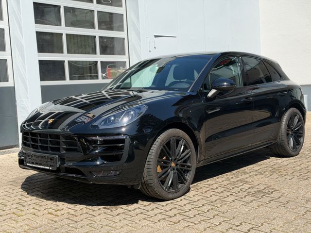 PORSCHE Macan GTS