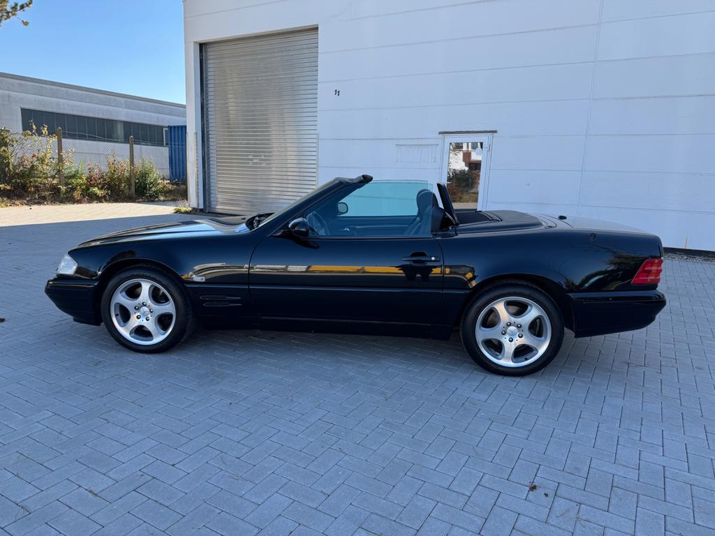 Mercedes-Benz SL 320