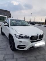 BMW X6 xDrive50i - - BMW X6: 50i