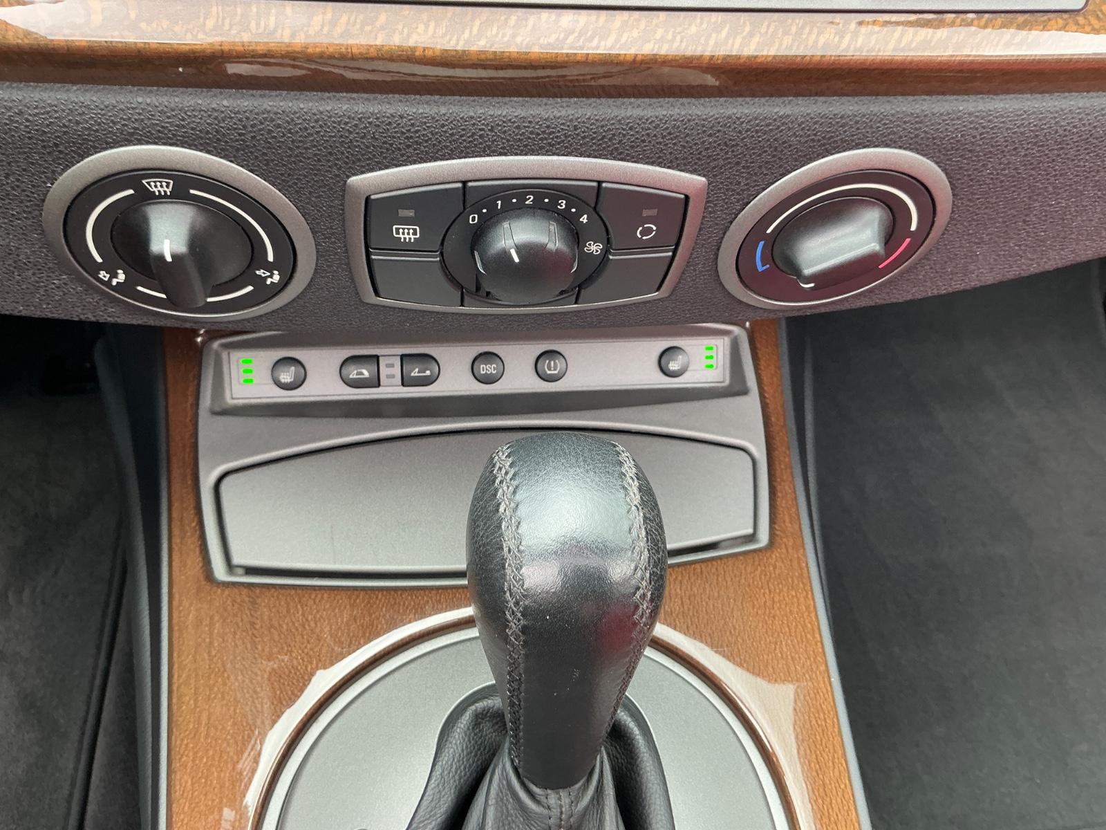 BMW Z4 2.2i 170ch BVA Sièges cuir chauffants