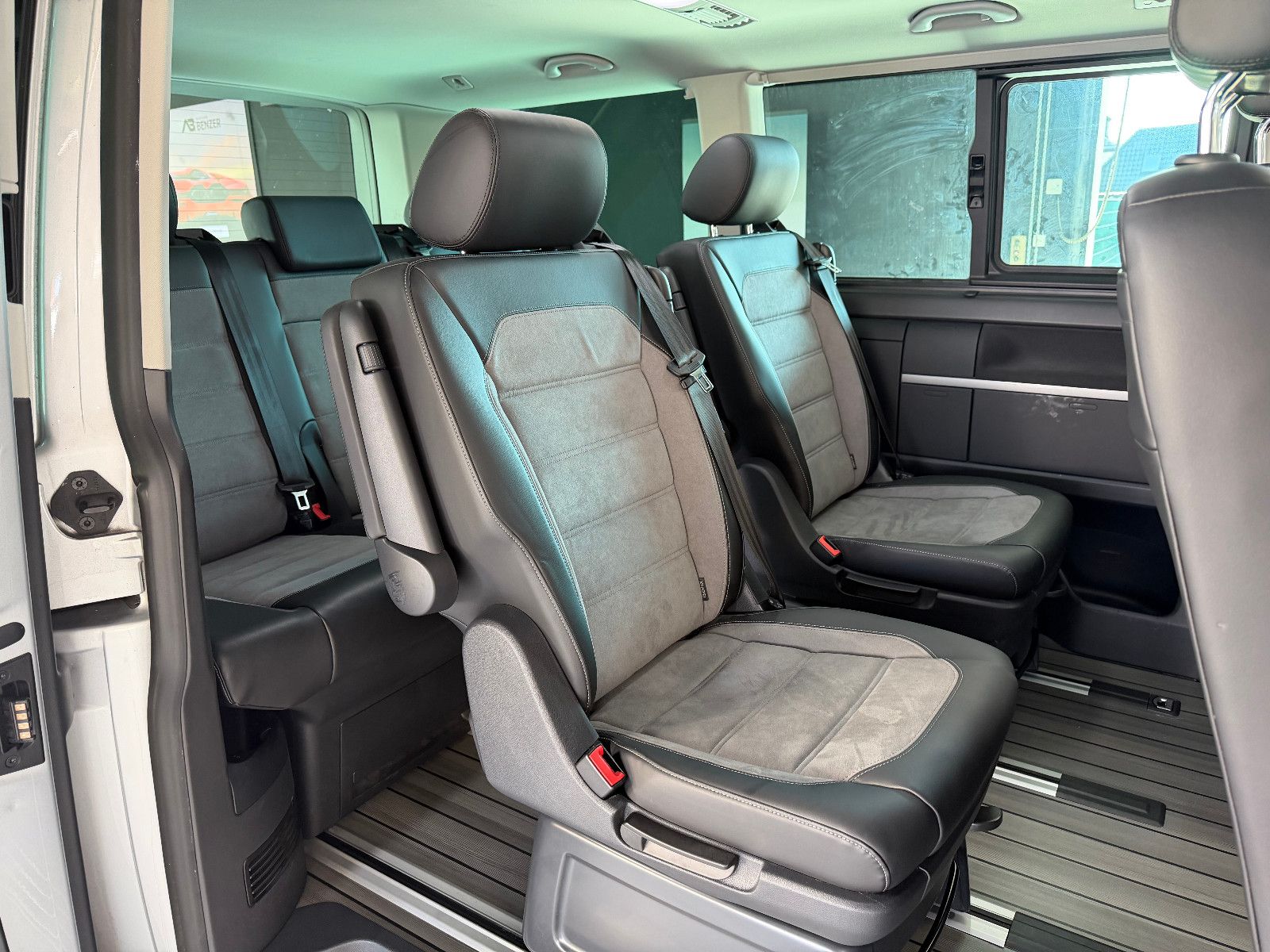 Fahrzeugabbildung Volkswagen T6 Multivan/7-SITZ/VIRTUAL/AUTOMATIK/KAMERA/NAVI