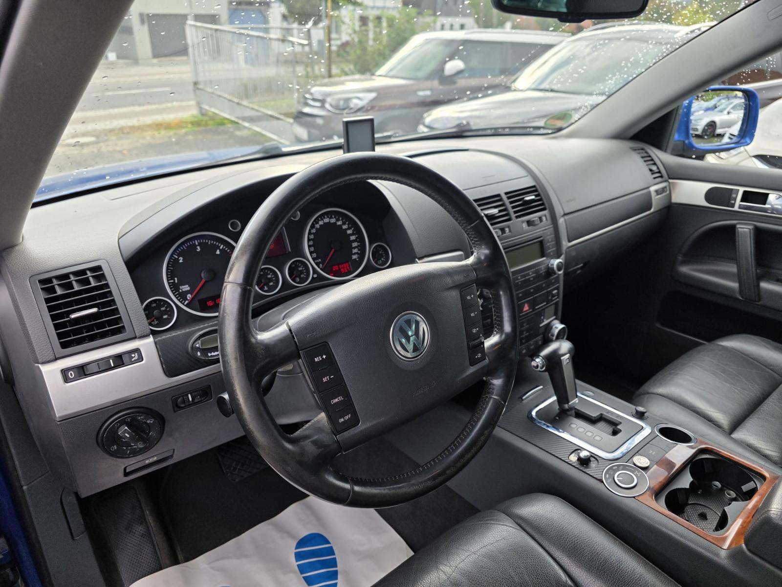 Volkswagen Touareg 2005 — photo 12