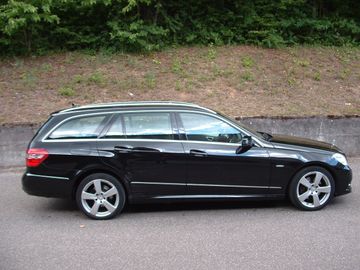 Mercedes E 220 - 5