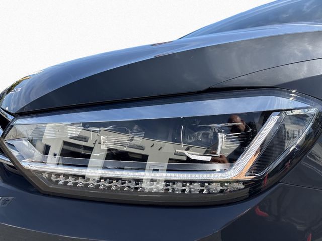 Touran 2.0 TDI DSG ENERGY 7-SITZER IQ.LIGHT+AHK+