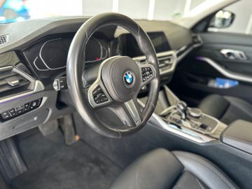 BMW 320 - 11