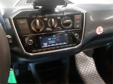 Fahrzeugabbildung Volkswagen move-up! NAVI/APP TELVOR KLIMA 1.Hand