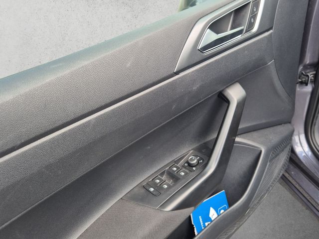 Taigo R-Line 1.0 TSI,IQ.LIGHT,Navi,AHK