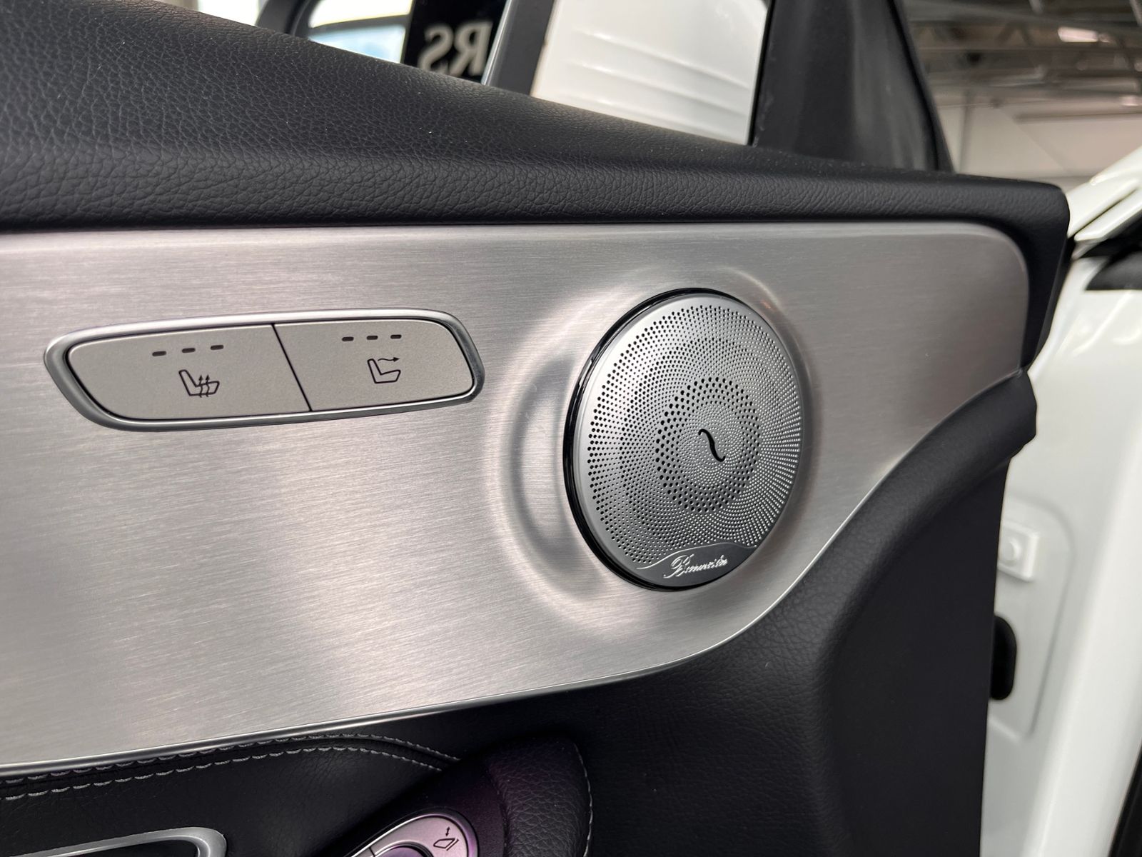 Fahrzeugabbildung Mercedes-Benz C 200 Cabrio AMG Line LED NAV RFK SHZ ALU