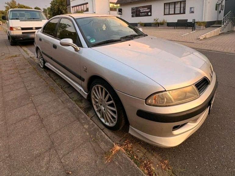 Mitsubishi Carisma